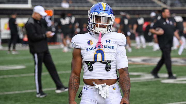 San Jose State Spartans running back Floyd Chalk IV (0) warms up before a game against the Oregon State Beavers