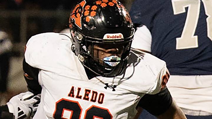 Aledo's Tymon Meeks has committed to Oregon State, after fielding 25 D1 offers.