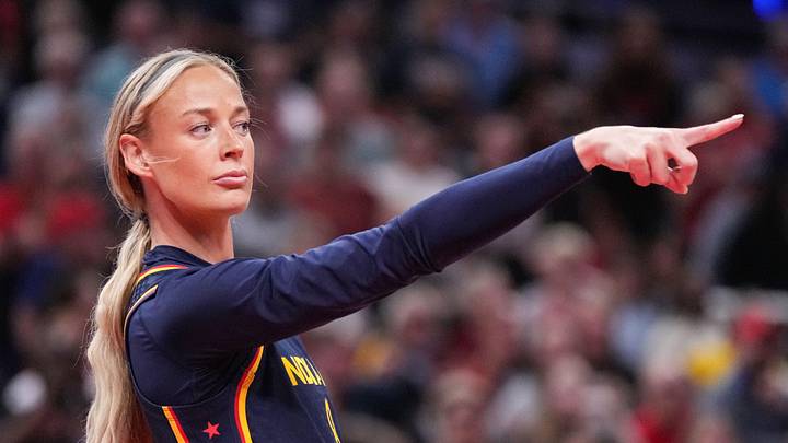 Indiana Fever guard Sophie Cunningham (8) points