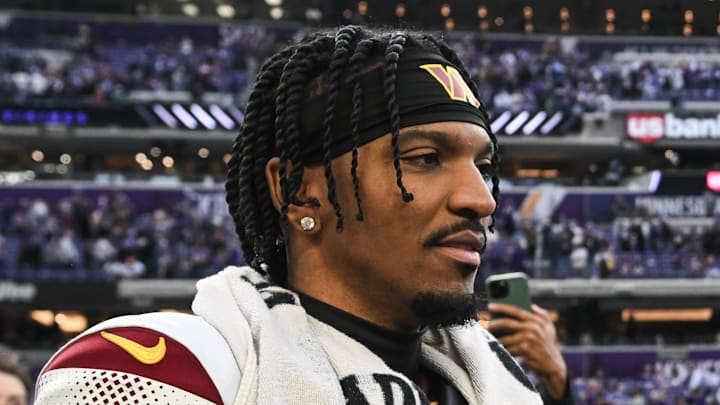 Minnesota Vikings wide receiver Justin Jefferson reacts with Washington Commanders quarterback Jayden Daniels Minnesota Vikings wide receiver Justin Jefferson reacts with Washington Commanders quarterback Jayden Daniels