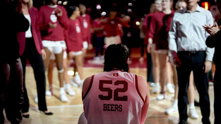 Oklahoma Sooners center Raegan Beers Oklahoma Sooners center Raegan Beers