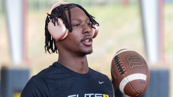 Faizon Brandon receives the invite to the Elite 11 Faizon Brandon receives the invite to the Elite 11