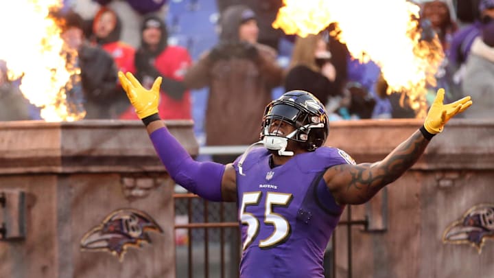 Dec 31, 2017; Baltimore, MD, USA; Baltimore Ravens linebacker Terrell Suggs (55) enters the field prior to the game against the Cincinnati Bengals at M&T Bank Stadium. Mandatory Credit: Mitch Stringer-Imagn Images