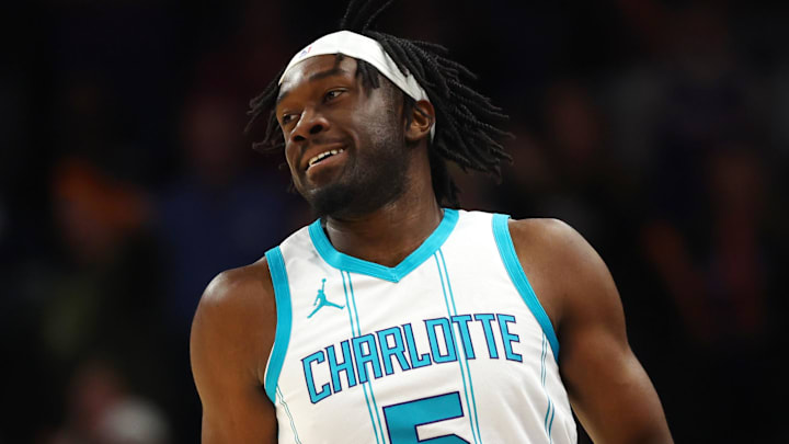 Jan 12, 2025; Phoenix, Arizona, USA; Charlotte Hornets center Mark Williams (5) against the Phoenix Suns at Footprint Center. Mandatory Credit: Mark J. Rebilas-Imagn Images