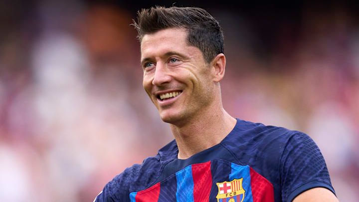 Robert Lewandowski devrait débuter.