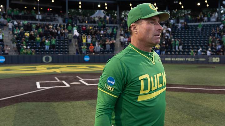 Oregon head coach Mark Wasikowski