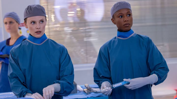 CHICAGO MED -- "The Story of Us" Episode 1106 -- Pictured: (l-r) Sarah Ramos as Dr. Caitlin Lenox, Ashlei Sharpe Chestnut as Dr. Naomi Howard CHICAGO MED -- "The Story of Us" Episode 1106 -- Pictured: (l-r) Sarah Ramos as Dr. Caitlin Lenox, Ashlei Sharpe Chestnut as Dr. Naomi Howard