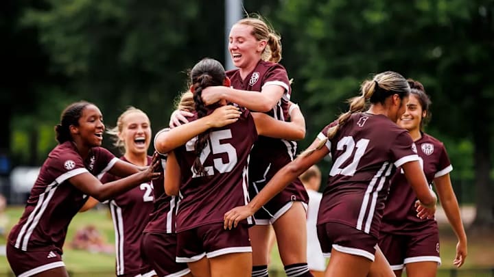 Mississippi State Midfielder Laila Juliette Murillo (#25), Mississippi State Midfielder Charlotte Grim (#12), Mississippi State Midfielder Adia Symmonds (#9) and Mississippi State Defender Ella Petersen (#22) during the match between the Mercer Bears and the Mississippi State Bulldogs at the MSU Soccer Field in Starkville, MS.