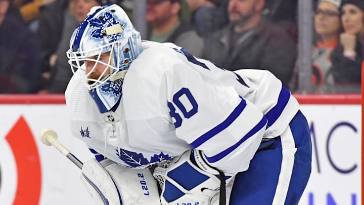 Jan 8, 2023; Philadelphia, Pennsylvania, USA; Toronto Maple Leafs goaltender Matt Murray (30) against the Philadelphia Flyers at Wells Fargo Center. Mandatory Credit: Eric Hartline-Imagn Images