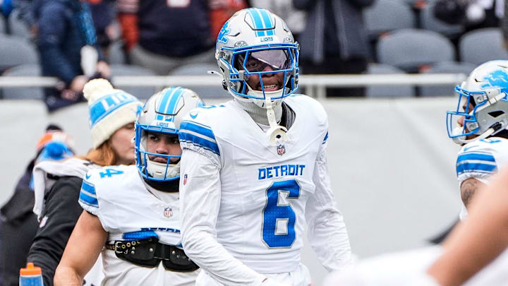 Detroit Lions safety Ifeatu Melifonwu (6) warms up before the game between Chicago Bears and Detroit Lions at Soldier Field in Chicago, Ill. on Sunday, Dec. 22, 2024.