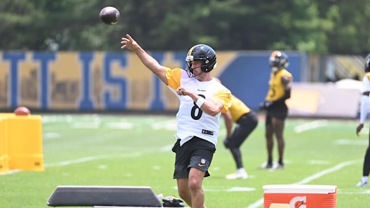 Jun 10, 2025; Pittsburgh, PA, USA; Pittsburgh Steelers quarterback Aaron Rodgers (8) during minicamp at their South Side facility. Mandatory Credit: Philip G. Pavely-Imagn Images Jun 10, 2025; Pittsburgh, PA, USA; Pittsburgh Steelers quarterback Aaron Rodgers (8) during minicamp at their South Side facility. Mandatory Credit: Philip G. Pavely-Imagn Images