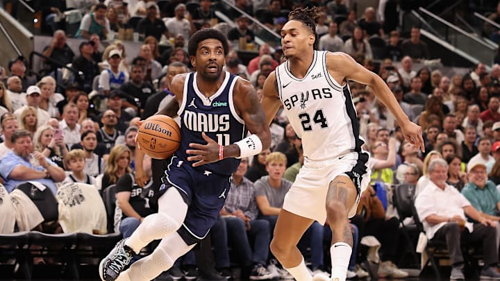 Dallas Mavericks v San Antonio Spurs