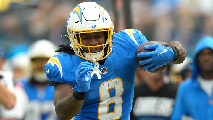Los Angeles Chargers running back Omarion Hampton (8) runs the ball against the Las Vegas Raiders during the first half at SoFi Stadium.  Mandatory Credit: Kirby Lee-Imagn Images