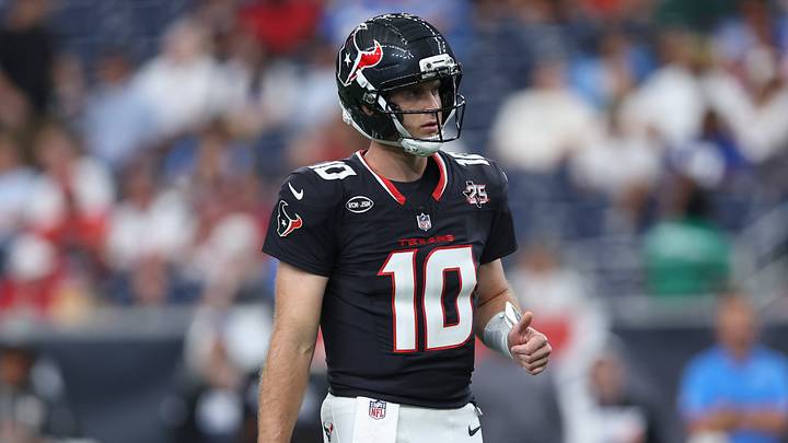 Aug 13, 2026; Houston, Texas, USA; Houston Texans quarterback Davis Mills (10) reacts during the game against the Los Angeles Chargers at Reliant Stadium. Mandatory Credit: Troy Taormina-Imagn Images Aug 13, 2026; Houston, Texas, USA; Houston Texans quarterback Davis Mills (10) reacts during the game against the Los Angeles Chargers at Reliant Stadium. Mandatory Credit: Troy Taormina-Imagn Images