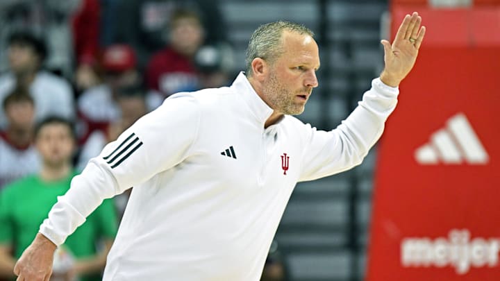 Indiana coach Darian Devries looks to high-five his players Nov. 20, 2025, against Lindenwood at Simon Skjodt Assembly Hall.