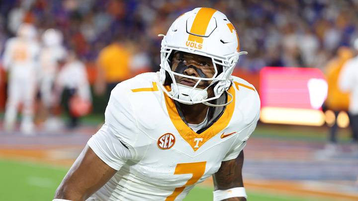 Nov 22, 2025; Gainesville, Florida, USA; Tennessee Volunteers linebacker Arion Carter (7) works out prior to the game against the Florida Gators at Ben Hill Griffin Stadium. Mandatory Credit: Kim Klement Neitzel-Imagn Images