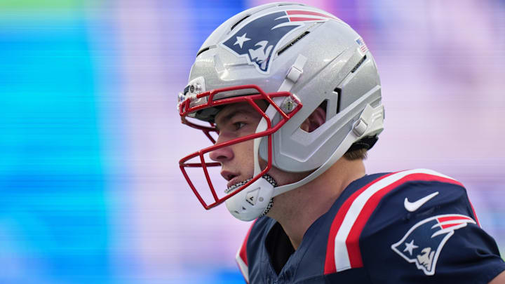 Jan 4, 2026; Foxborough, Massachusetts, USA; New England Patriots quarterback Drake Maye (10) walks on the field before the game against the Miami Dolphins at Gillette Stadium. Mandatory Credit: David Butler II-Imagn Images