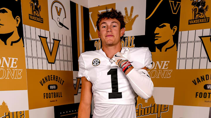 3-Star 2026 TE Tilden Riley during his official visit to Nashville