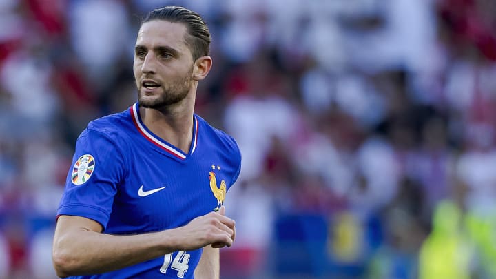 Adrien Rabiot est sous le coup d'une suspension