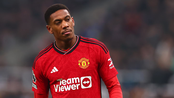 Newcastle United v Manchester United - Premier League