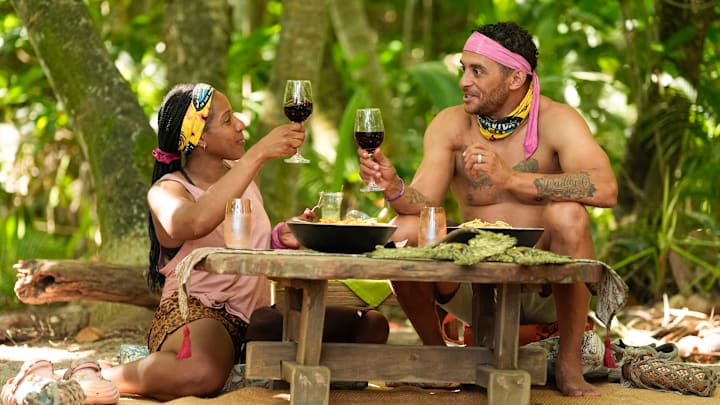 “Double The Fun, Double The Demise” – A boat arrives asking the tribe to divide themselves into pairs. This week’s immunity challenge features one of the biggest twists ever seen in Survivor history. Then, a theatrical risk taken at tribal council must be enough to cast doubt upon those on the chopping block, on SURVIVOR 50 Photo: Robert Voets/CBS ©2025 CBS Broadcasting, Inc. All Rights Reserved.