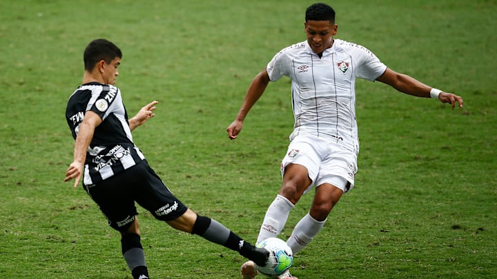 Fernando Pacheco está de saída do Fluminense. Fernando Pacheco está de saída do Fluminense.