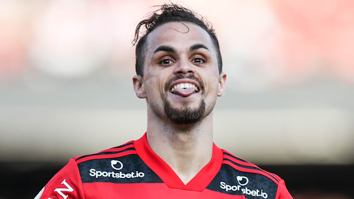 Ex-Flamengo, Michael é uma das novidades do Al Hilal para o Mundial de Clubes Ex-Flamengo, Michael é uma das novidades do Al Hilal para o Mundial de Clubes