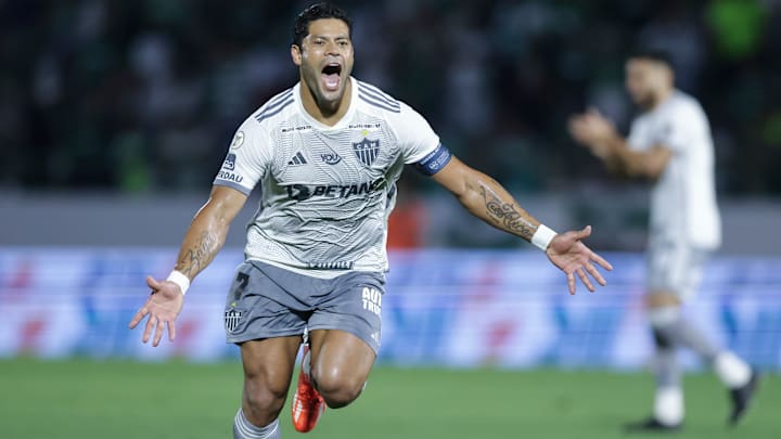 Villa Nova x Atlético-MG duelam pelo Campeonato Mineiro