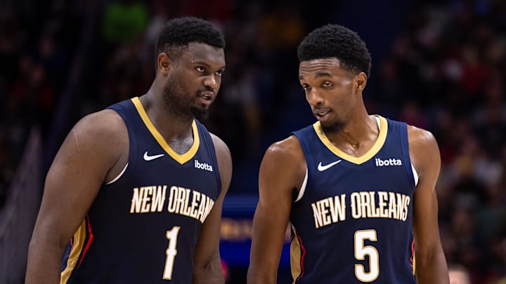 Nov 22, 2023; New Orleans, Louisiana, USA; New Orleans Pelicans forward Zion Williamson (1) talks with forward Herbert Jones (5) against the Sacramento Kings during the second half at the Smoothie King Center. Mandatory Credit: Stephen Lew-Imagn Images Nov 22, 2023; New Orleans, Louisiana, USA; New Orleans Pelicans forward Zion Williamson (1) talks with forward Herbert Jones (5) against the Sacramento Kings during the second half at the Smoothie King Center. Mandatory Credit: Stephen Lew-Imagn Images