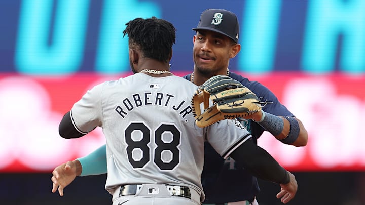 Mariners Did Themselves a Massive Favor by Steering Clear of Luis Robert Jr.