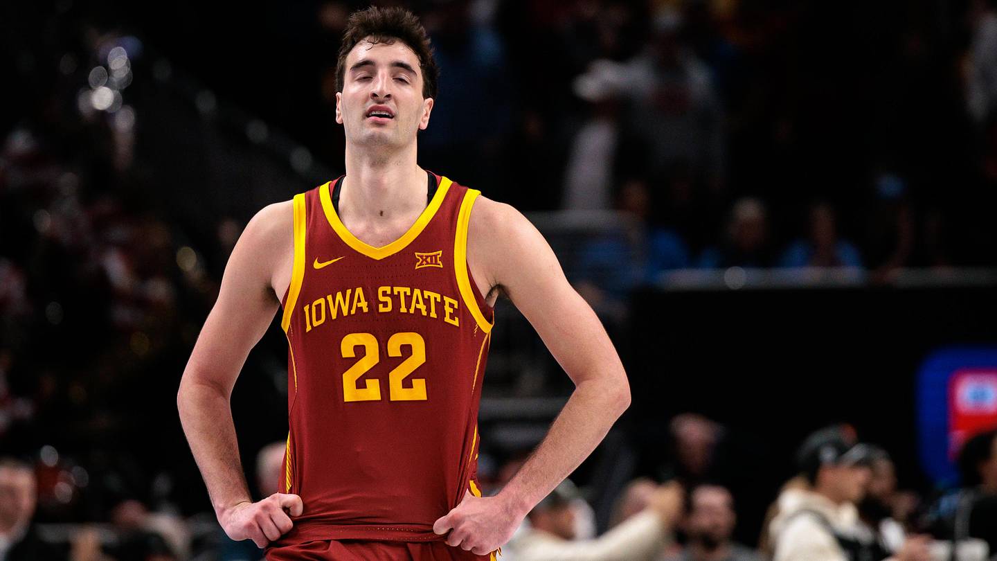 Milan Momcilovic Signs With Kentucky, Makes Iowa State Departure Official