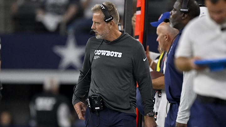 Dallas Cowboys defensive coordinator Matt Eberflus looks on during the game between the Cowboys and Baltimore Ravens.