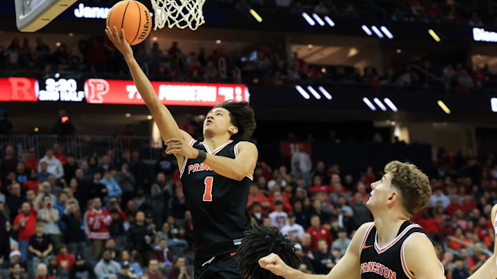 Duke basketball transfer target Xaivian Lee