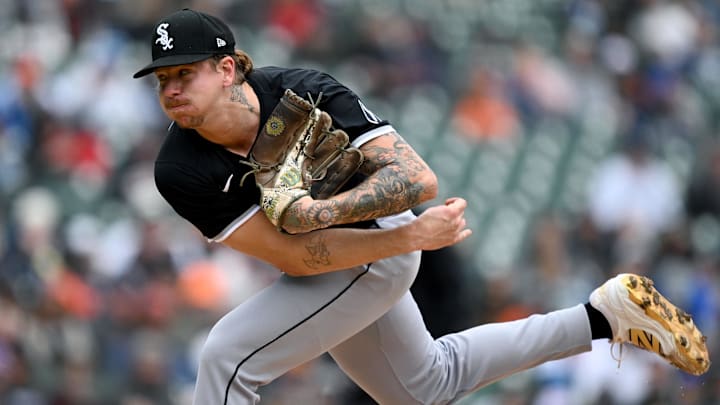 Chicago White Sox pitcher Michael Clevinger (52) throws against the Detroit Tigers at Comerica Park. Chicago White Sox pitcher Michael Clevinger (52) throws against the Detroit Tigers at Comerica Park.