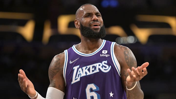 Los Lakers volvieron a caer y podrían quedarse fuera de los playoffs