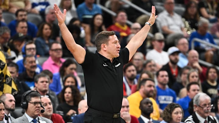 Mar 22, 2026; St. Louis, MO, USA; Iowa State Cyclones head coach T.J. Otzelberger calls a play during the first half against the Kentucky Wildcats during a second round game of the men's 2026 NCAA Tournament at Enterprise Center. 