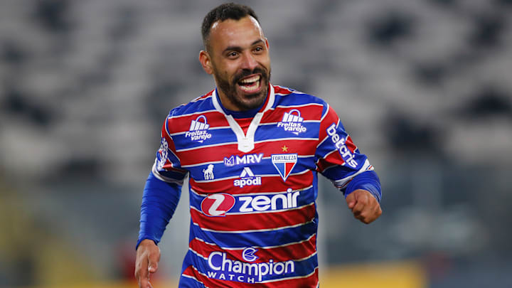 Colo-Colo v Fortaleza - Copa CONMEBOL Libertadores 2022 Colo-Colo v Fortaleza - Copa CONMEBOL Libertadores 2022