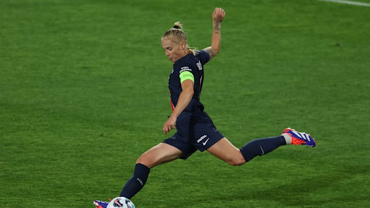 West Ham United v Paris Saint-Germain: Perth International Football Cup