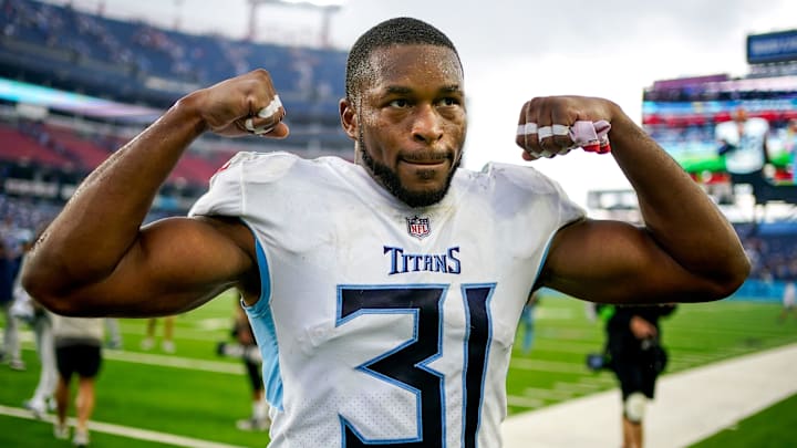 Tennessee Titans safety Kevin Byard (31) celebrates after defeating the Los Angeles Chargers 27-24