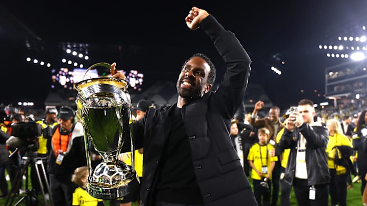 Wilfried Nancy a remporté la MLS ce samedi soir avec la formation du Columbus Crew. Wilfried Nancy a remporté la MLS ce samedi soir avec la formation du Columbus Crew.