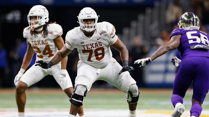 Valero Alamo Bowl - Washington v Texas