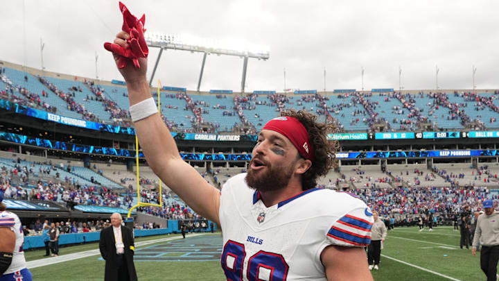 Buffalo Bills tight end Dawson Knox (88) leaves the field after a game against the Carolina Panthers at Bank of America Stadium. Buffalo Bills tight end Dawson Knox (88) leaves the field after a game against the Carolina Panthers at Bank of America Stadium.