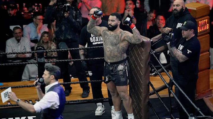 Gable Steveson is introduced before his bout against Billy Swanson in a Dirty Boxing Championship heavyweight fight at The Pinnacle Thursday, Oct. 30, 2025, in Nashville, Tenn. Gable Steveson is introduced before his bout against Billy Swanson in a Dirty Boxing Championship heavyweight fight at The Pinnacle Thursday, Oct. 30, 2025, in Nashville, Tenn.