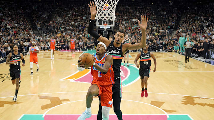 Shai Gilgeous-Alexander y Victor Wembanyama optan al MVP de la NBA 2025/2026 