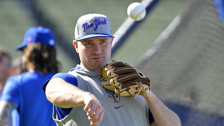 Oct 13, 2024; Los Angeles, California, USA; New York Mets first base Pete Alonso (20) practices before game one of the NLCS for the 2024 MLB Playoffs at Dodger Stadium. Mandatory Credit: Jayne Kamin-Oncea-Imagn Images Oct 13, 2024; Los Angeles, California, USA; New York Mets first base Pete Alonso (20) practices before game one of the NLCS for the 2024 MLB Playoffs at Dodger Stadium. Mandatory Credit: Jayne Kamin-Oncea-Imagn Images