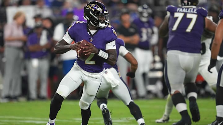 Aug 12, 2023; Baltimore, Maryland, USA; Baltimore Ravens quarterback Tyler Huntley (2) rolls out to pass in the third quarter against the Philadelphia Eagles at M&T Bank Stadium. Mandatory Credit: Mitch Stringer-Imagn Images Aug 12, 2023; Baltimore, Maryland, USA; Baltimore Ravens quarterback Tyler Huntley (2) rolls out to pass in the third quarter against the Philadelphia Eagles at M&T Bank Stadium. Mandatory Credit: Mitch Stringer-Imagn Images