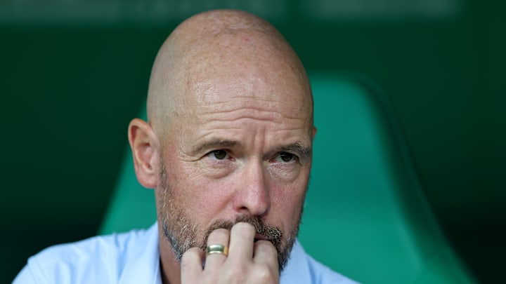 Erik ten Hag n’a disputé que deux matchs de Bundesliga avec le Bayer Leverkusen.