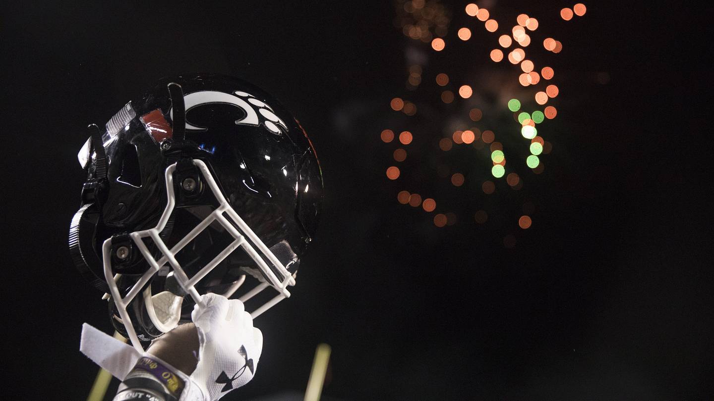 2027 Cornerback Committing to Cincinnati Bearcats Football, 