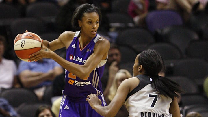 Jun 1, 2012; San Antonio, TX, USA; Phoenix Mercury guard DeWanna Bonner (24) is defended by San Antonio Silver Stars guard Jia Perkins (7) during the first half at the AT&T Center. Mandatory Credit: Soobum Im-Imagn Images Jun 1, 2012; San Antonio, TX, USA; Phoenix Mercury guard DeWanna Bonner (24) is defended by San Antonio Silver Stars guard Jia Perkins (7) during the first half at the AT&T Center. Mandatory Credit: Soobum Im-Imagn Images
