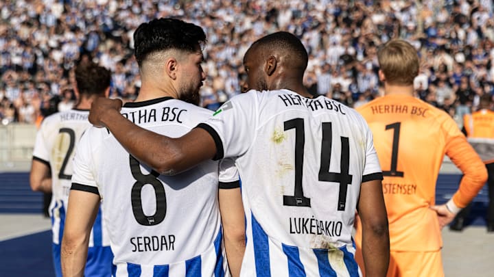 Dodi Lukebakio und Suat Serdar